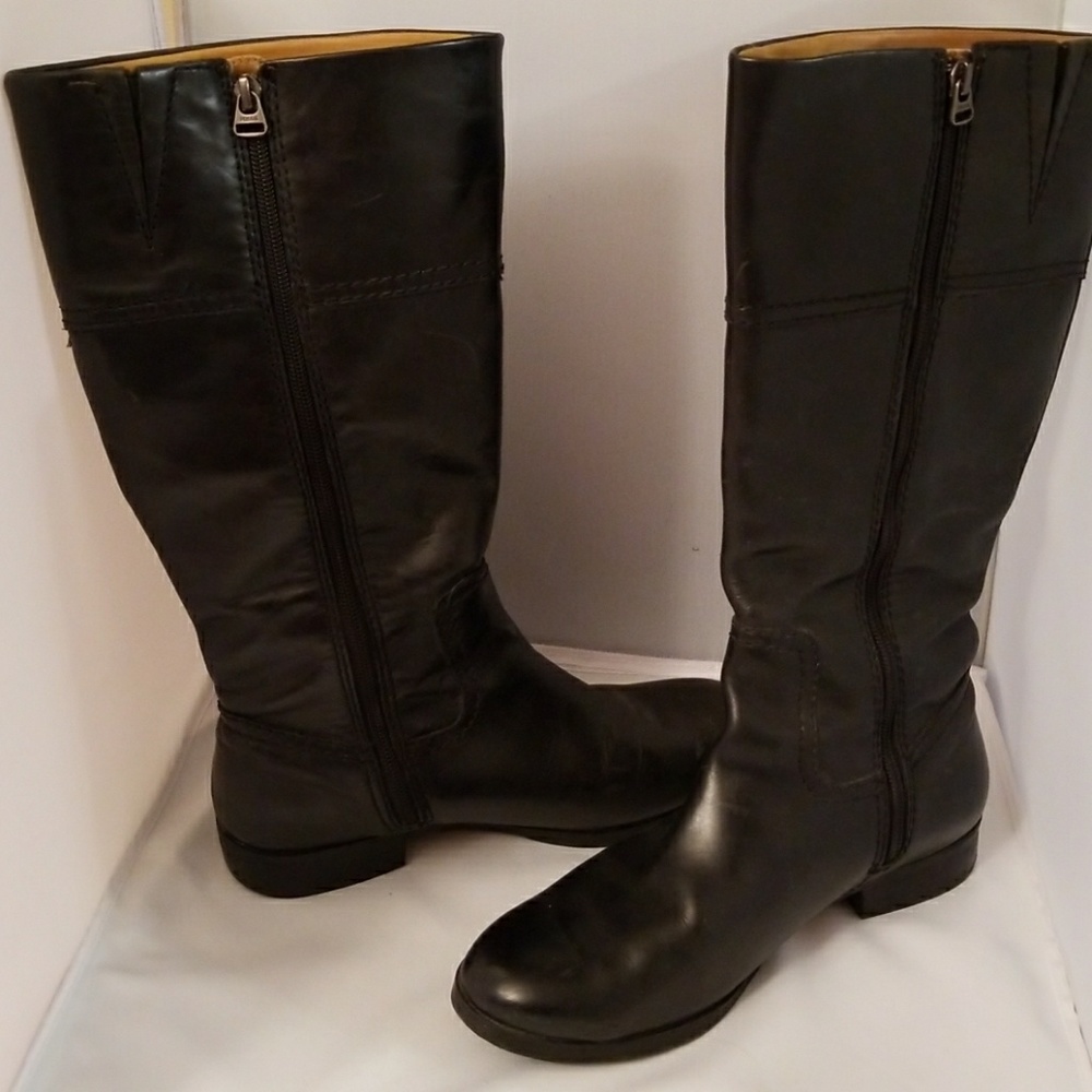 Leather boots